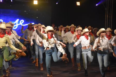 Footloose0031.JPG
